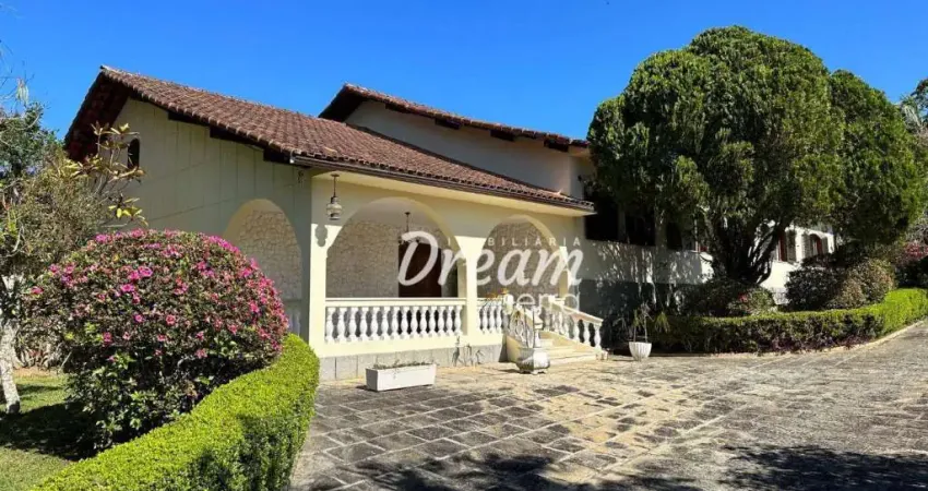 CASA PLANA COM 4 SUÍTES DE 503 m²  - PARQUE SÃO LUIZ - TERESÓPOLIS/RJ