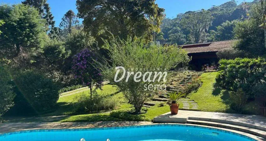 Casa com 5 dormitórios à venda, 350 m² por R$ 1.580.000,00 - Albuquerque - Teresópolis/RJ