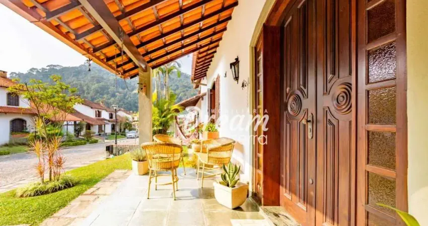 Casa em condomínio fechado com 3 quartos à venda na Rua Manoel José Lebrão, Várzea, Teresópolis