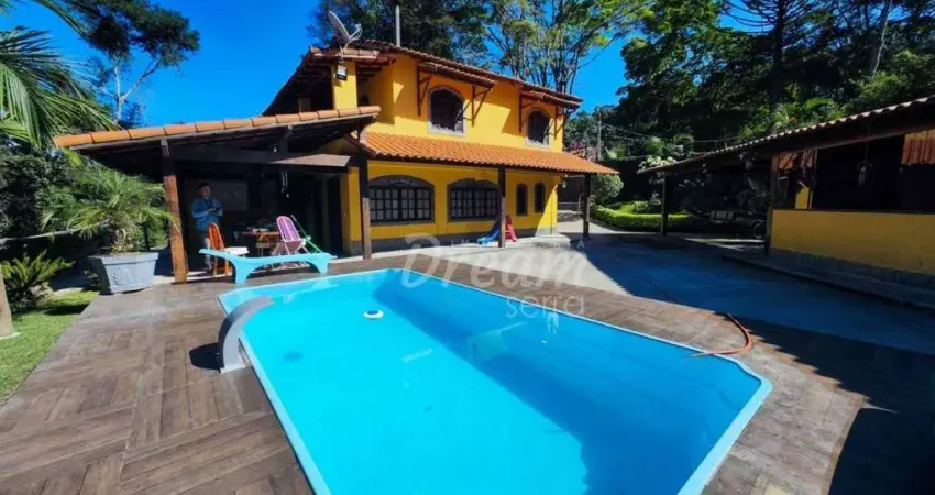 Sítio com 3 dormitórios à venda, 3600 m² por R$ 750.000,00 - Granja Mafra - Teresópolis/RJ