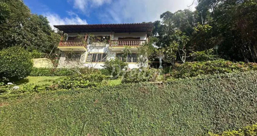 Casa com 3 dormitórios à venda, 172 m² por R$ 1.200.000,00 - Alto - Teresópolis/RJ