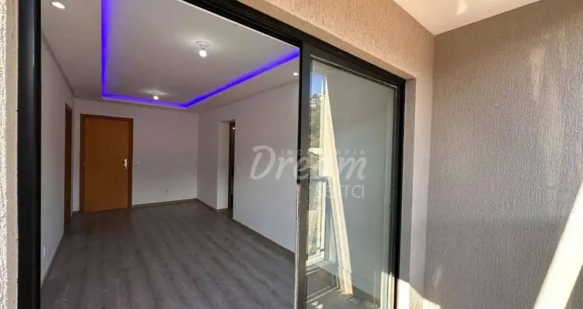 Apartamento com 2 dormitórios para alugar, 63 m² por R$ 2.403,73/mês - Alto - Teresópolis/RJ
