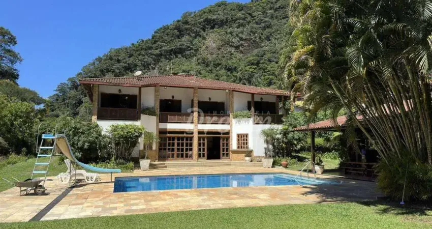 Casa com 10 dormitórios à venda, 880 m² por R$ 2.900.000,00 - Granja Guarani - Teresópolis/RJ
