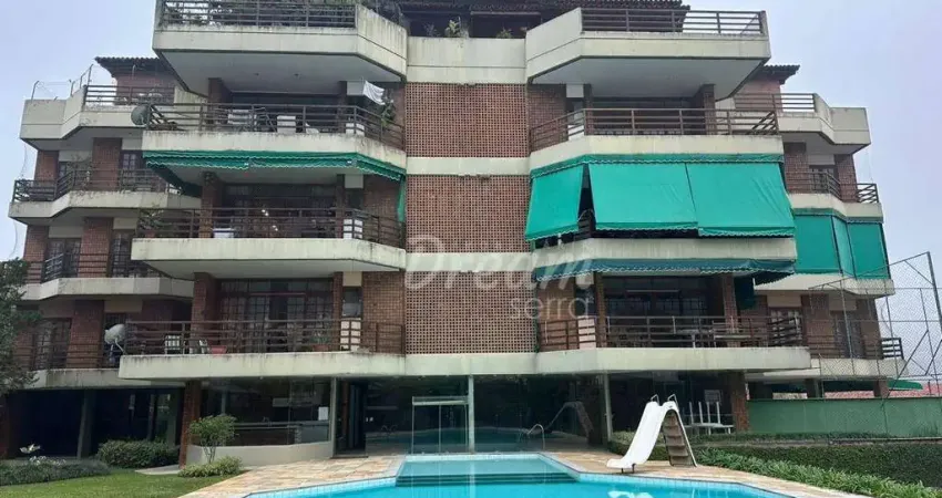 Apartamento com 3 dormitórios à venda, 140 m² por R$ 760.000,00 - Taumaturgo - Teresópolis/RJ