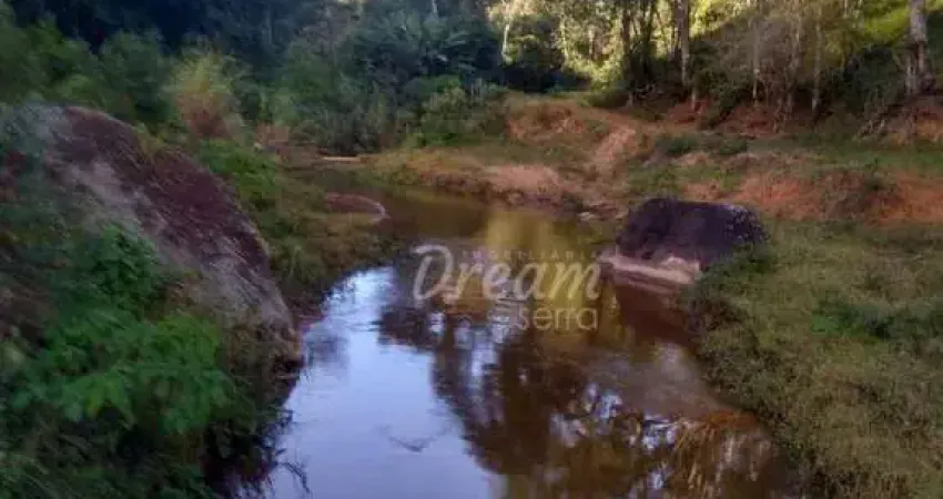 Sítio com 6 dormitórios à venda, 380000 m² por R$ 2.750.000,00 - Cruzeiro - Teresópolis/RJ