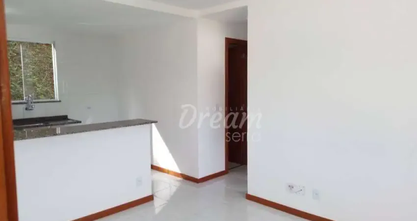 Apartamento com 2 dormitórios à venda, 47 m² por R$ 235.000 - Albuquerque - Teresópolis/RJ