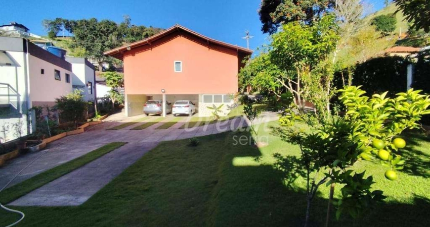 Casa com 3 dormitórios à venda, 190 m² por R$ 680.000,00 - Sebastiana - Teresópolis/RJ