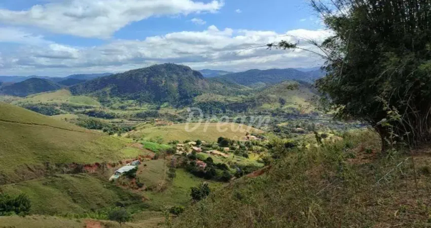 Fazenda com 2 dormitórios à venda, 726000 m² por R$ 1.200.000,00 - Zona Rural - Sapucaia/RJ