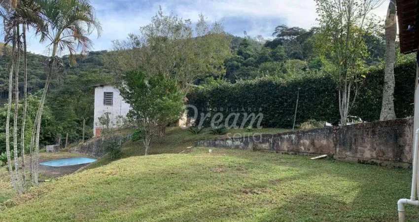Casa com 5 dormitórios à venda, 200 m² por R$ 380.000,00 - Pessegueiros - Teresópolis/RJ