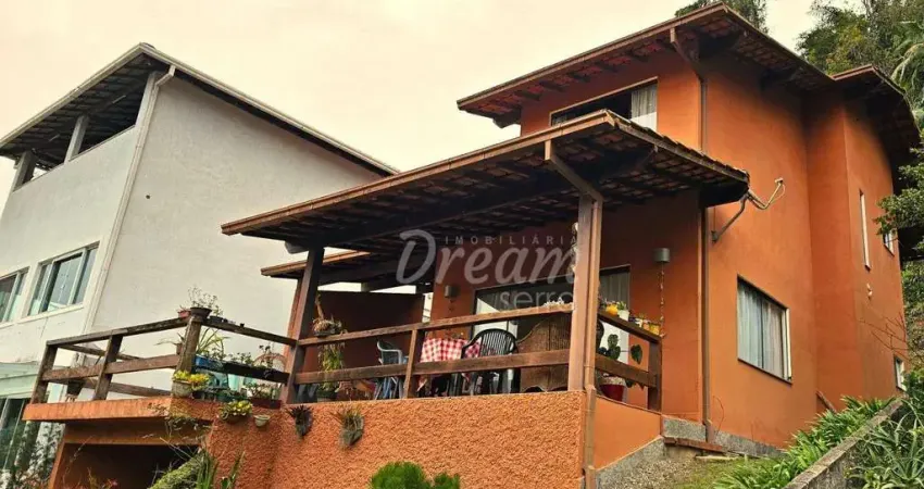 Casa com 2 dormitórios à venda, 151 m² por r$ 695.000,00 - vargem grande - teresópolis/rj