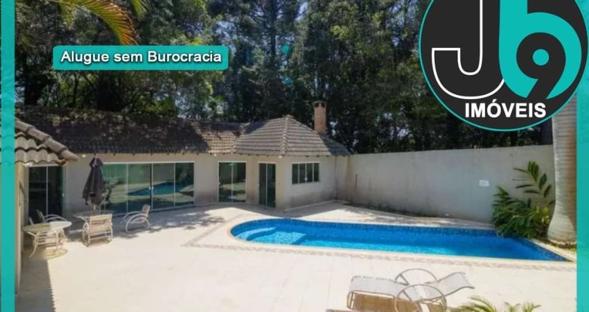 Casa para alugar em Santa Felicidade com 3 quartos, 8 vagas de garagem, churrasqueira e piscina com 500m² por R$13.000,00/mês