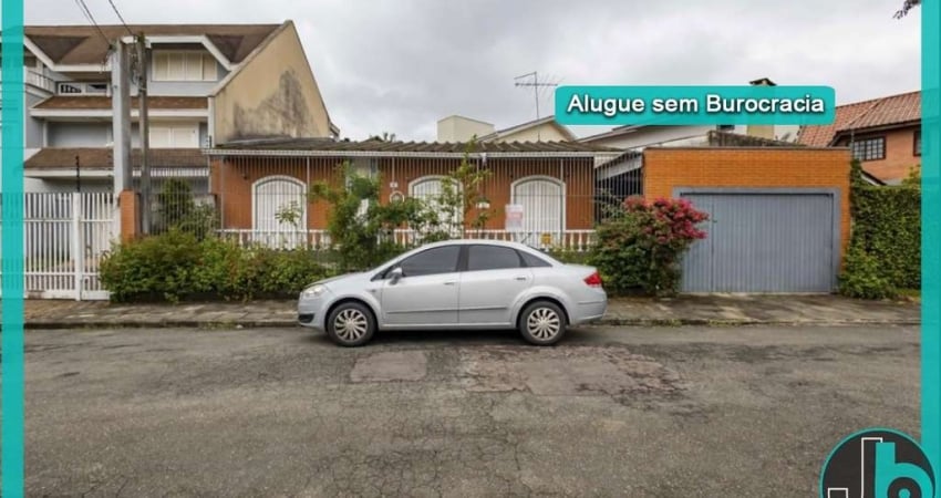 Casa Para Alugar no Bigorrilho com 4 Quartos, 2 suítes, 3 banheiros, 2 vagas de garagem e 277m² por R$ 5.500,00/mês