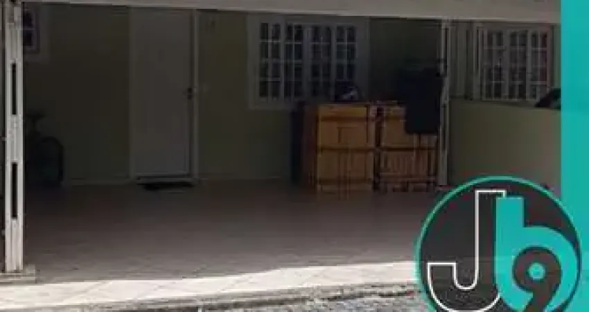 Sobrado mobiliado para alugar no bairro alto 110m² com 3 quartos, 1 suíte, 3 salas, 2 vagas. por r$ 4.150,00/mês.