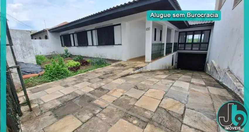 Casa para alugar no bairro seminário com 255m², 4 quartos, 1 suíte, 3 salas, 3 banheiros, 3 vagas de garagem, por r$ 6.000,00/mês.