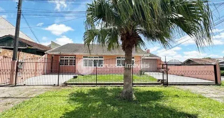 Casa com 3 quartos para alugar na Rua Clávio Molinari, 437, Capão da Imbuia, Curitiba