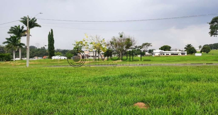 Terreno à venda com 1.044 m² no Condomínio Jardim Indaiatuba Golf, na cidade de Indaiatuba/SP.