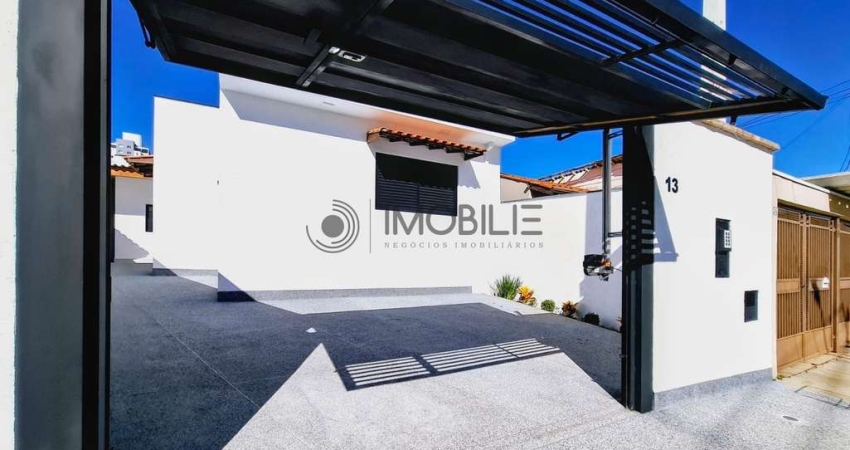 Casa térrea com 3 dormitórios (1 suíte) na região central da cidade de Indaiatuba.