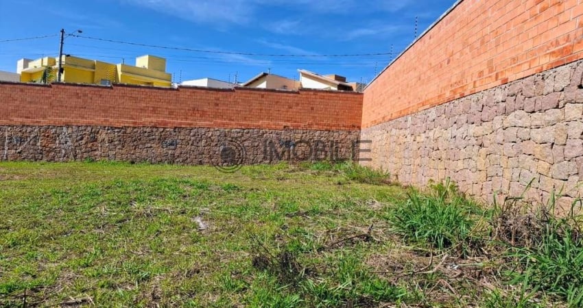 Terreno comercial com 264,96 m² no Village Moutonnée na cidade de Salto