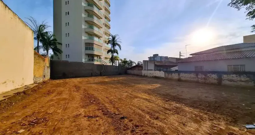 Terreno comercial com 469,20 m² na região central da cidade de Indaiatuba