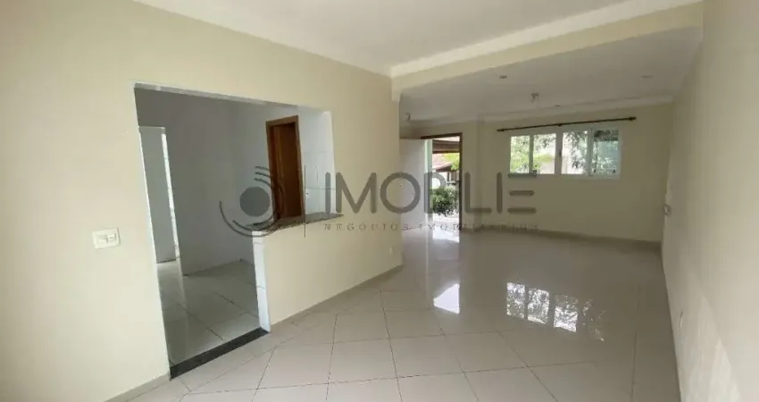 Sobrado com 3 dormitórios (1 suíte) no condomínio villágio di itaíci em indaiatuba.