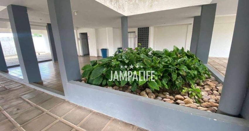Grande oportunidade! Apartamento amplo a 250m da praia