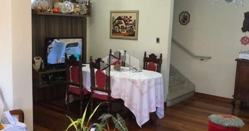 Casa com 4 quartos à venda na Rua Santa Flora, 944, Nonoai, Porto Alegre