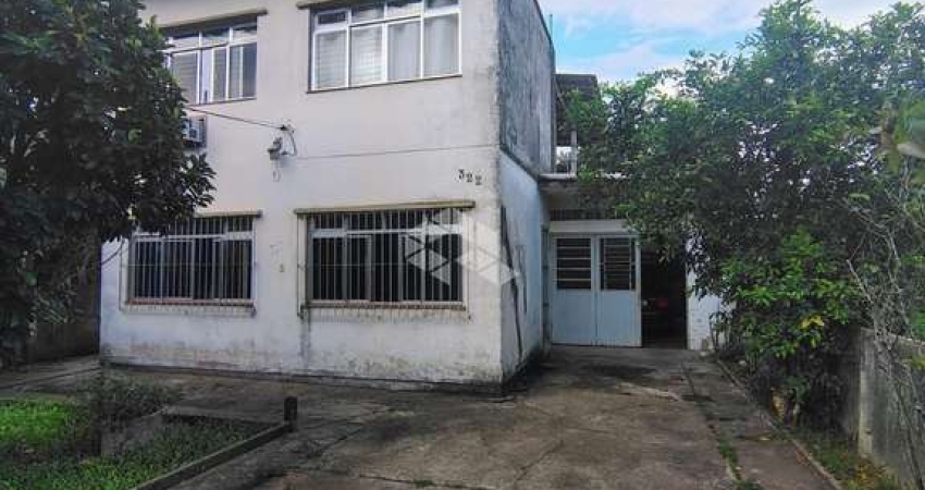 Casa com 4 quartos à venda na Piauí, 322, Niterói, Canoas