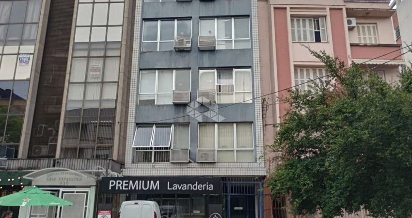 Sala comercial com 3 salas à venda na Rua Felipe Camarão, 632, Rio Branco, Porto Alegre