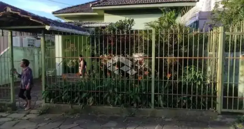 Casa com 3 quartos à venda na Rua Barão do Guaíba, 500, Menino Deus, Porto Alegre