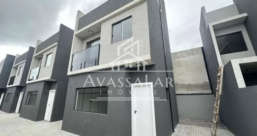 Sobrado à venda com 2 dormitórios e Terraço, Alto Boqueirão, CURITIBA - PR