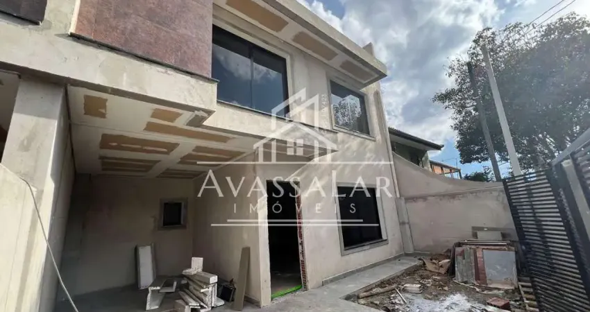 Sobrado com 3 quartos e terraço a venda no bairro Ganchinho, Curitiba -PR