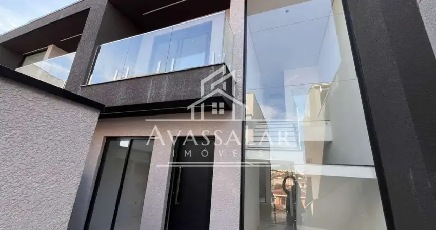 Sobrado com 3 quartos á venda no bairro Xaxim, Curitiba - PR
