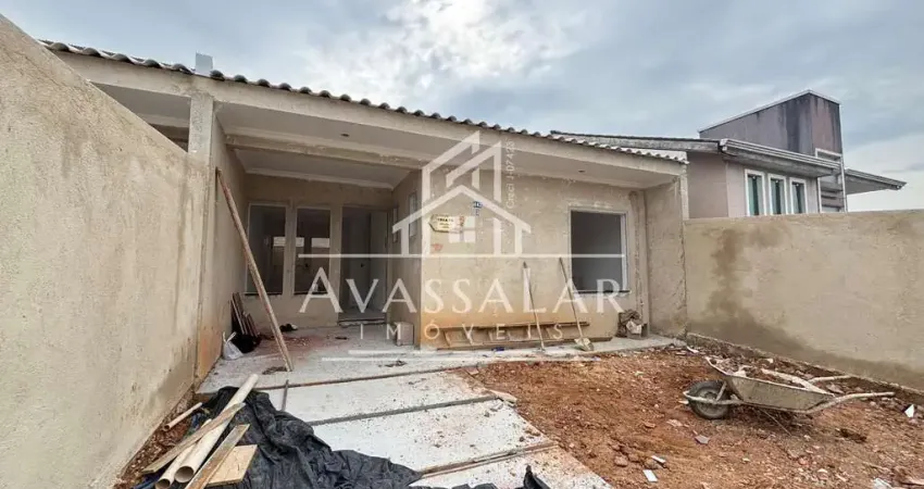 Casa em fase de acabamento no bairro iguaçu com três dormitórios