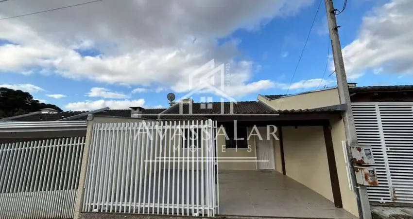 Casa com 2 quartos em condomínio fechado  – churrasqueira e garagem coberta