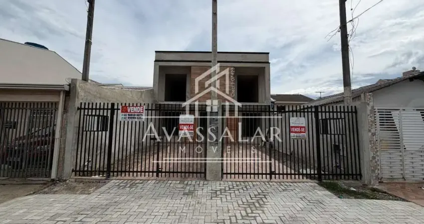 Sobrado á venda no sitio cercado com 3 dormitórios e garagem para 02 carros