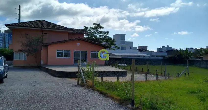 Exclusiva Oportunidade de Investimento - Terreno no Bairro Pedra Branca, Palhoça