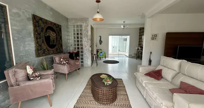 Casa à venda, de esquina com 3 quartos e hidromassagem – lisboa, são josé/sc