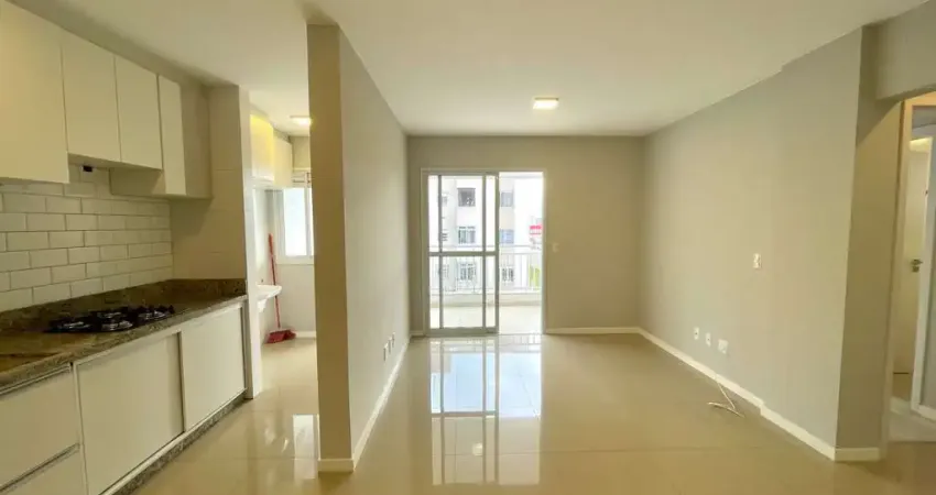 Apartamento com 02 dormitórios, sendo 01 suíte a venda no Bela Vista São José/SC.
