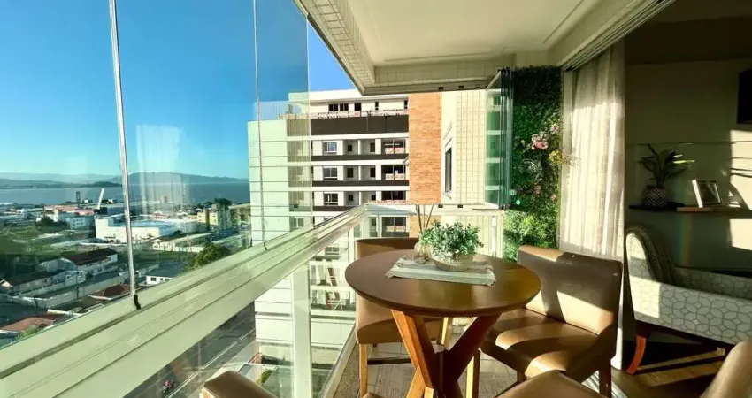 Apartamento  3 dormitórios sendo 1 suíte com 1 vaga no Novo Estreito- Florianópolis-SC