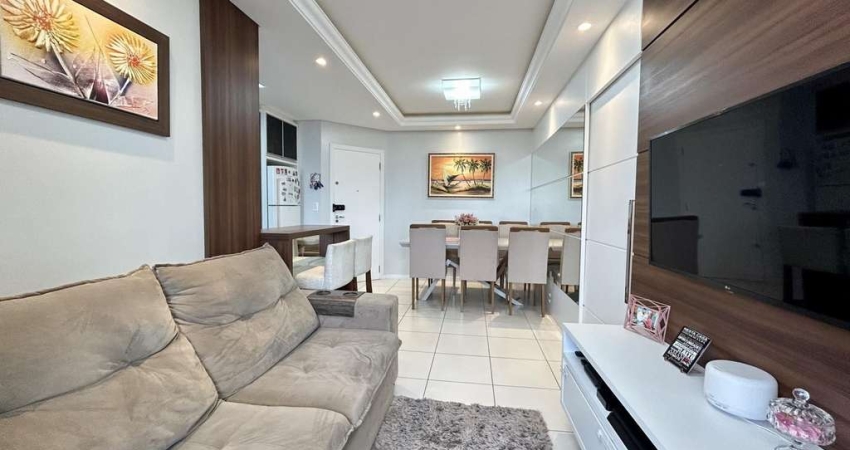 Apartamento à venda com 2 dormitórios em Areias, São José/SC