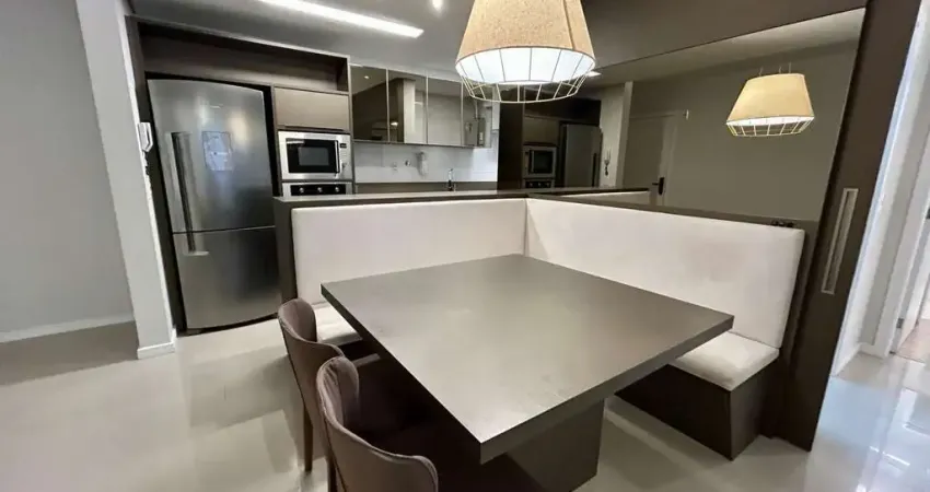 Apartamento de 02 dormitórios sendo 01 suíte em Campinas, São José/SC