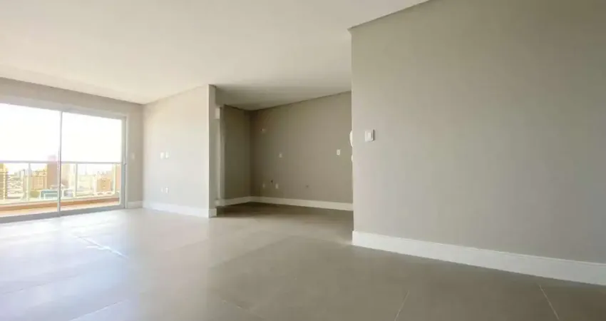 Apartamento a venda no bairro Kobrasol, em São José, SC