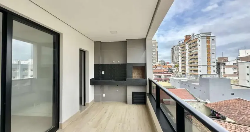 Apartamento novo à venda no bairro Floresta, São José SC.