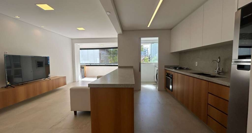 Apartamento 2 suítes, 1 vaga garagem em condomínio clube bairro Coqueiros - Florianópolis SC