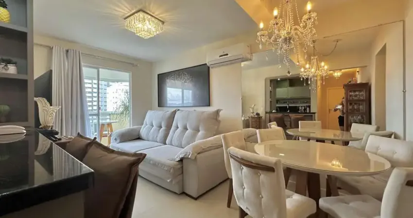 Apartamento mobiliado à venda em Barreiros