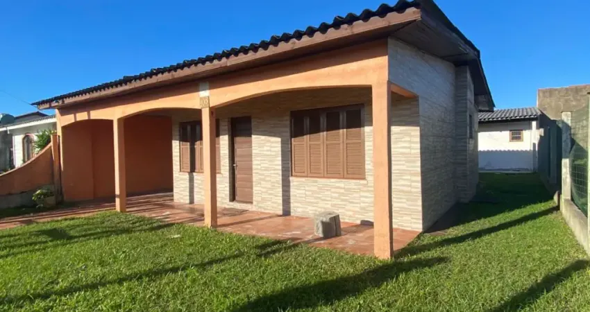 OPORTUNIDADE UNICA  CASA COM ANEXO ESCRITURADA 150 METROS DO MAR R$180,000