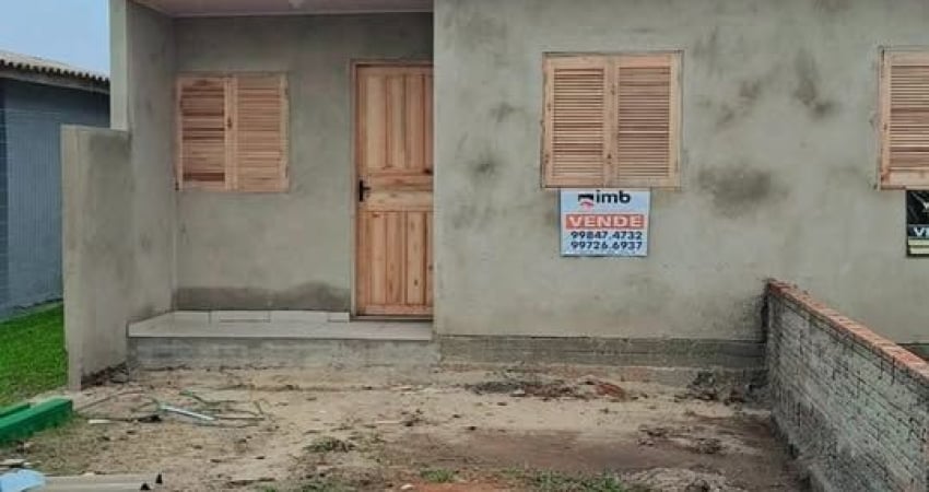 Excelente oportunidade casa escriturada com entrada facilitada na rua dos bombeiros em Balneário Pinhal  R$30,000 ENTRADA