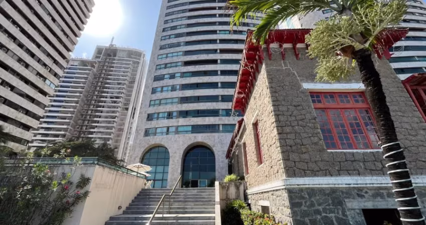 Apartamento à venda no icônico Edifício Castelinho, Boa Viagem – 4 suítes e 3 vagas