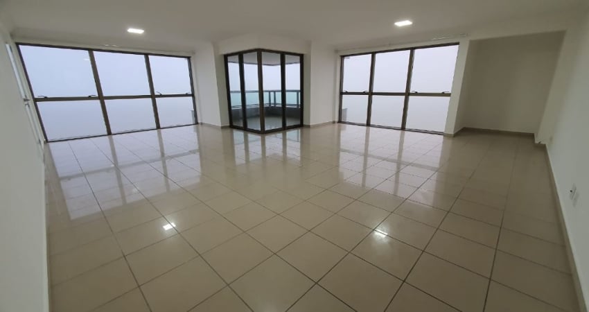 Apartamento para locação em Boa Viagem com 4 suítes