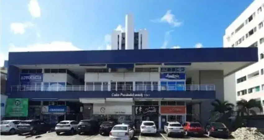 Sala mobiliada na Galeria Presidente Kennedy pra locação
